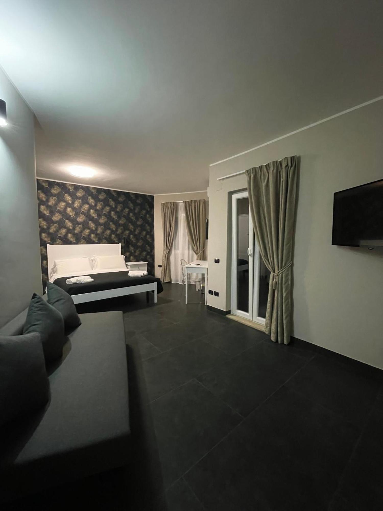 Aldiva Rooms Torvaianica Εξωτερικό φωτογραφία